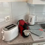 Tom Apartment