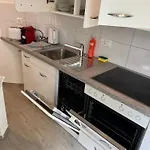 Tom Apartment *