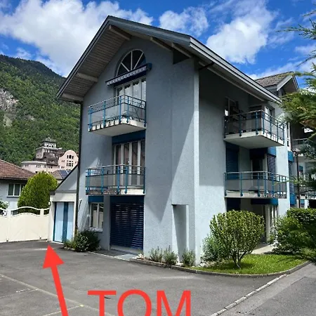 Tom 因特拉肯