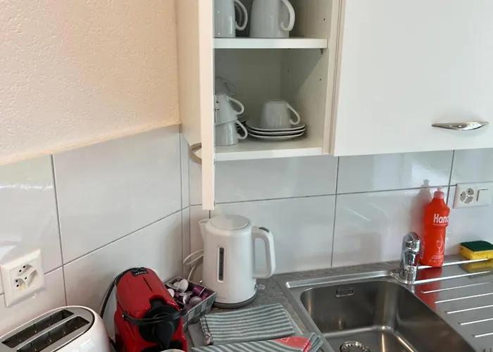 Tom Apartman *